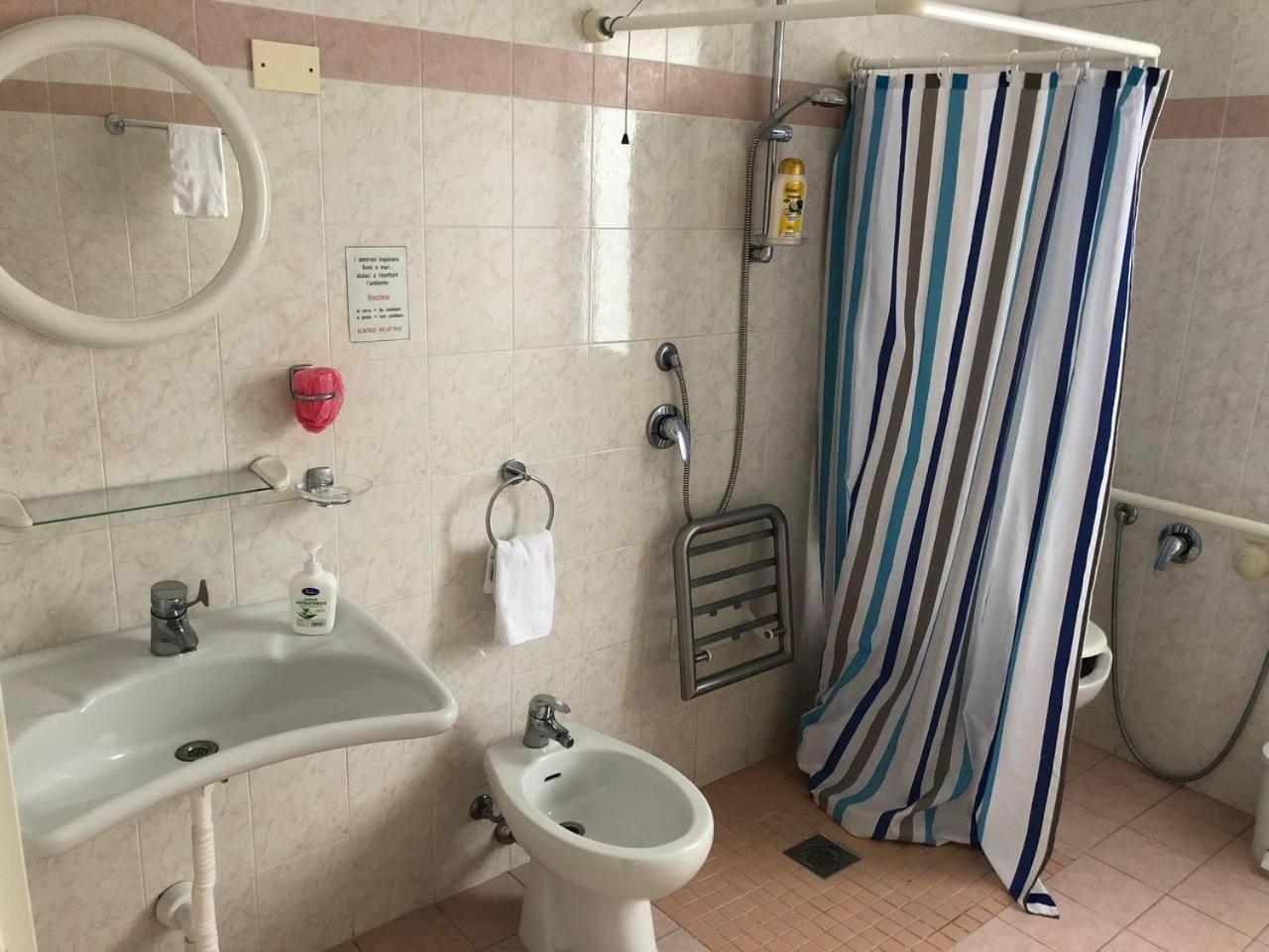 Be Me Hotel Helvetia Tabiano Terme Dış mekan fotoğraf